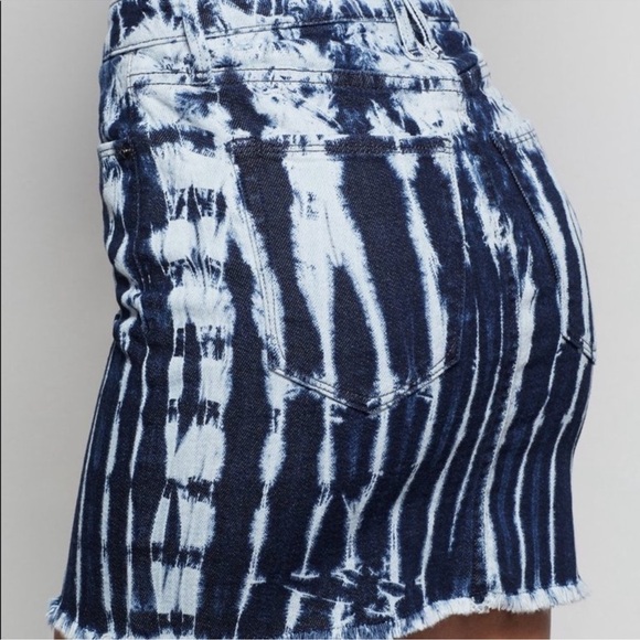 Good American Dresses & Skirts - Good American Shibori Tie Dye Denim Mini Skirt 14